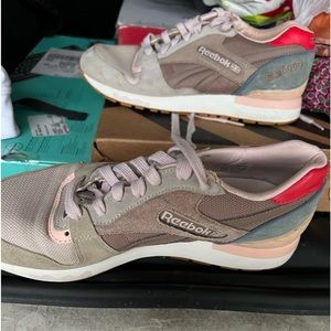 Great condition. Size 9.5